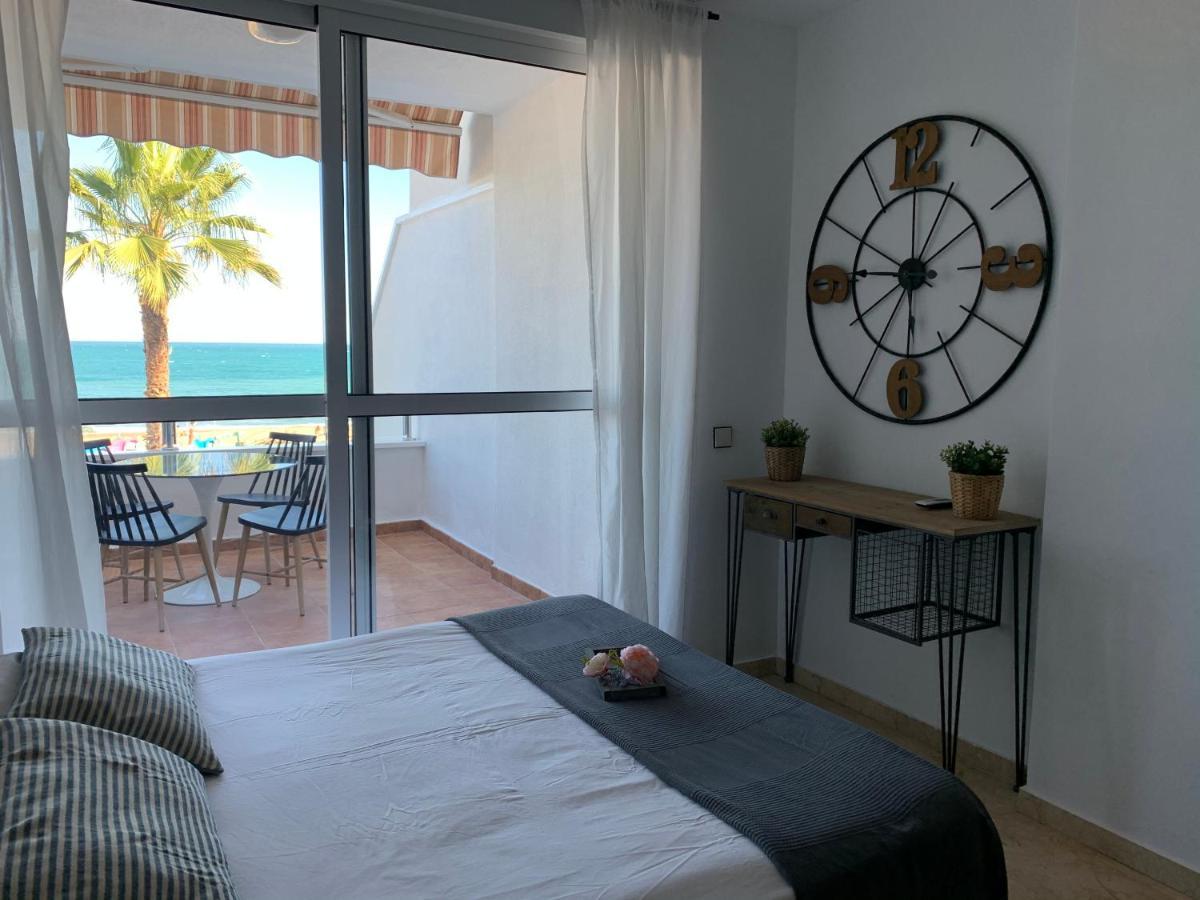 Lujoso Estudio Frontal Al Mar Apartament *